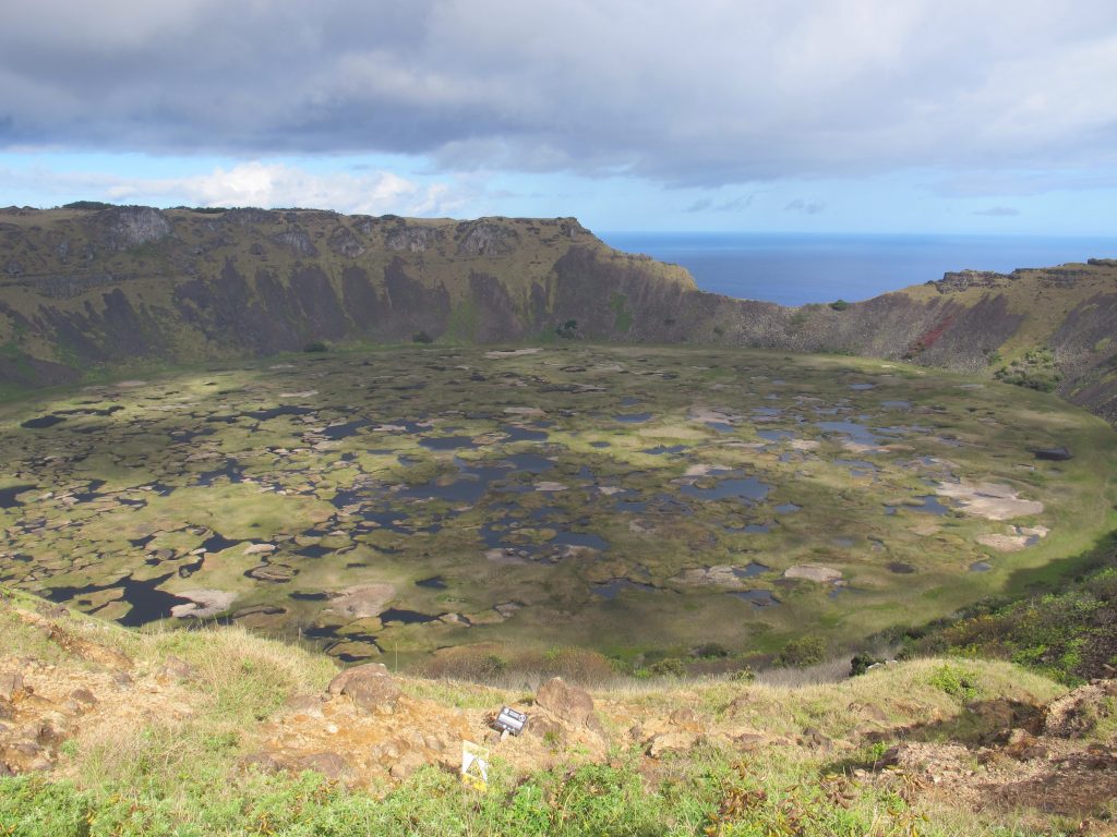 Vulcão Rano Kau em Orongo