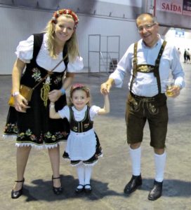 Blumenau Oktoberfest Festa Familiar