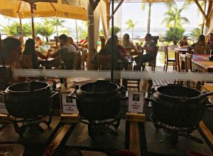 Restaurante Liv Lounge Feijoada e ambiente