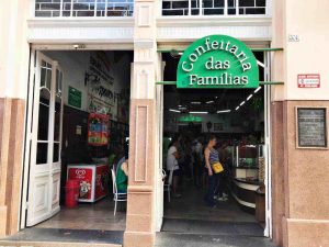 7 Lugares onde comer doces em Curitiba - Confeitaria das Famílias